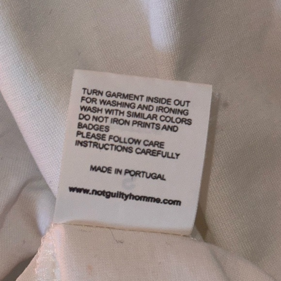 Not Guilty HOMME Red Brick Logo White T-Shirt - Picture 7 of 8